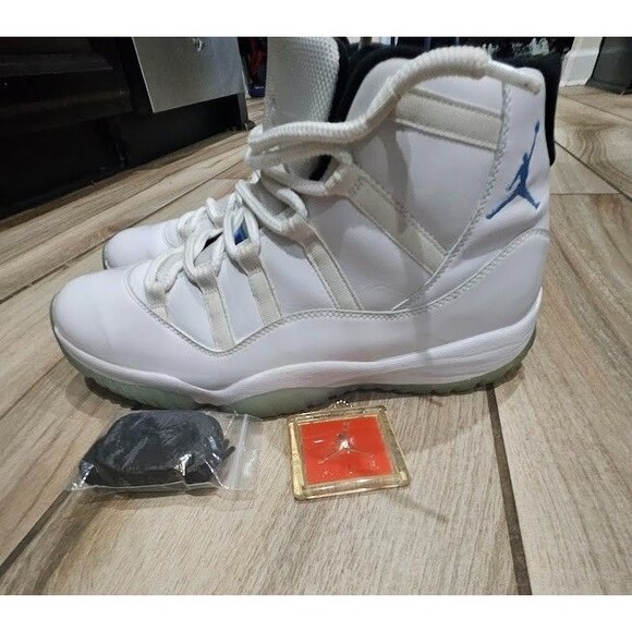 Nike AIR JORDAN 11 RETRO LEGEND BLUE 2014 model 378037 117 Air Jorda Size 13 - Picture 3 of 12